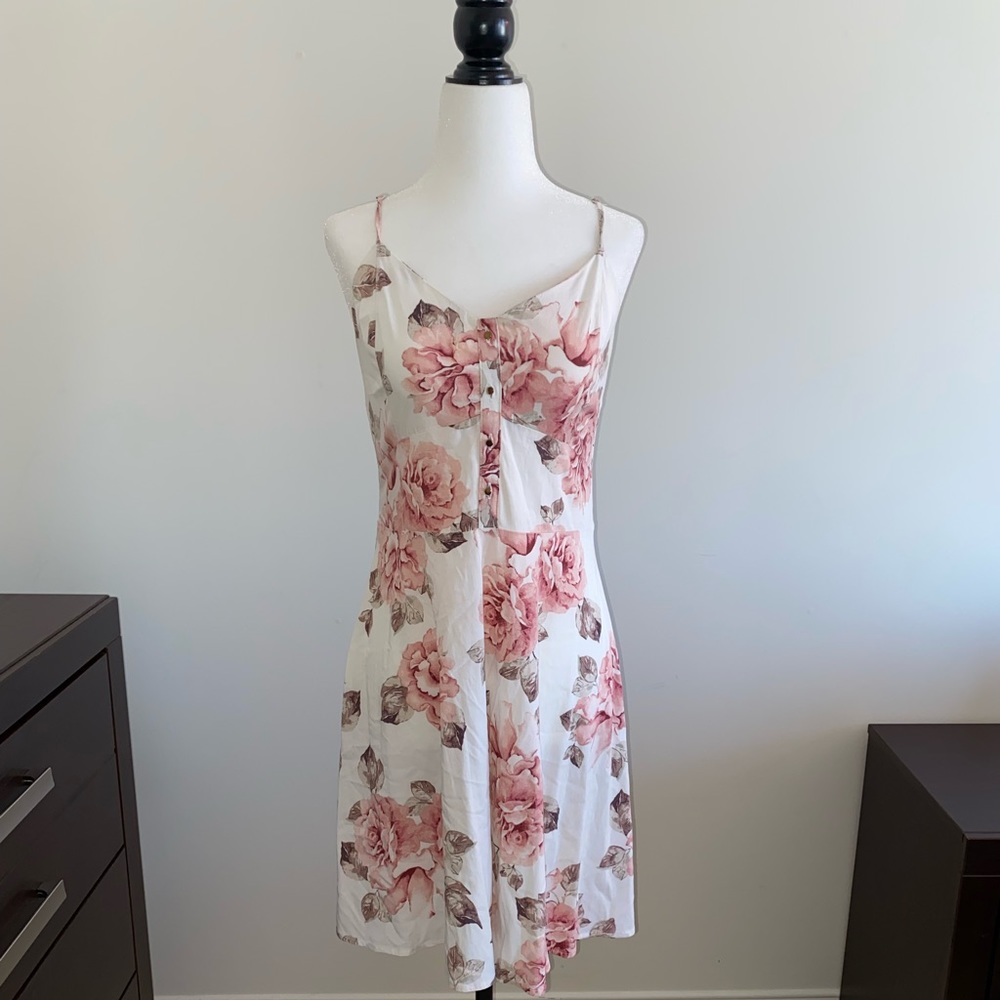 FLORAL DYNAMITE DRESS
